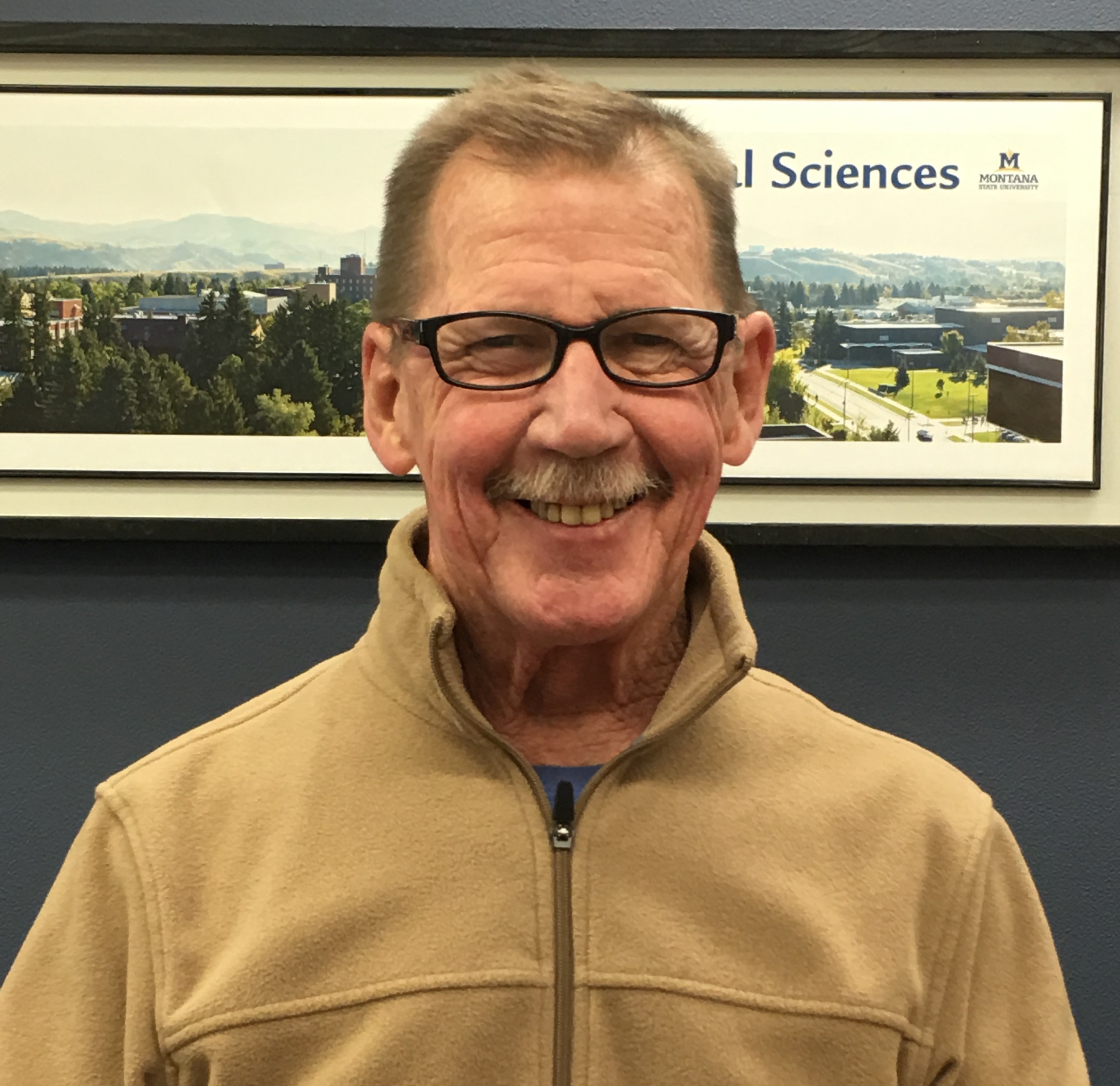 Headshot Picture of John Lund